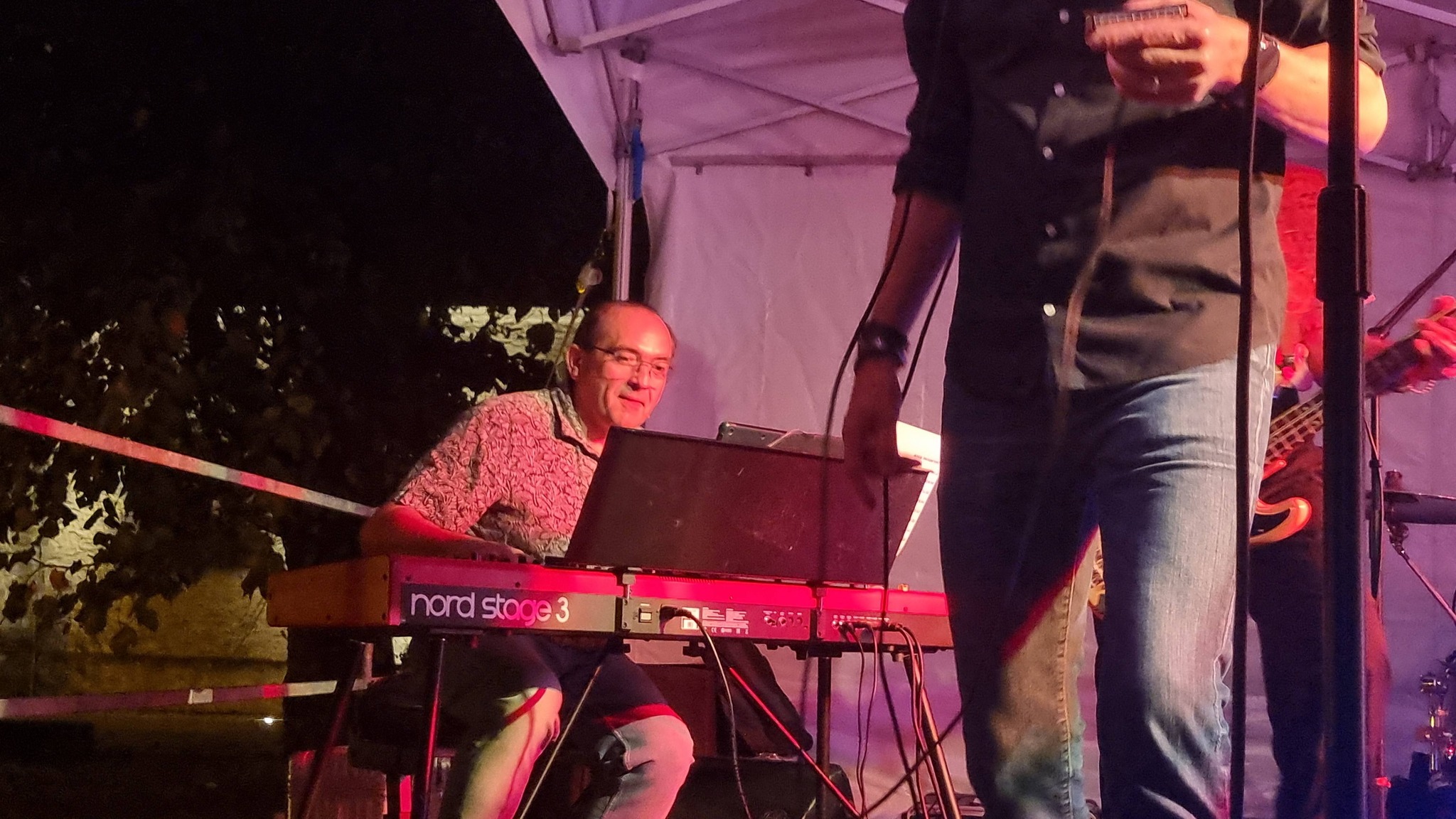 Jean-Michel sur scène aux Moutiers-en-Retz