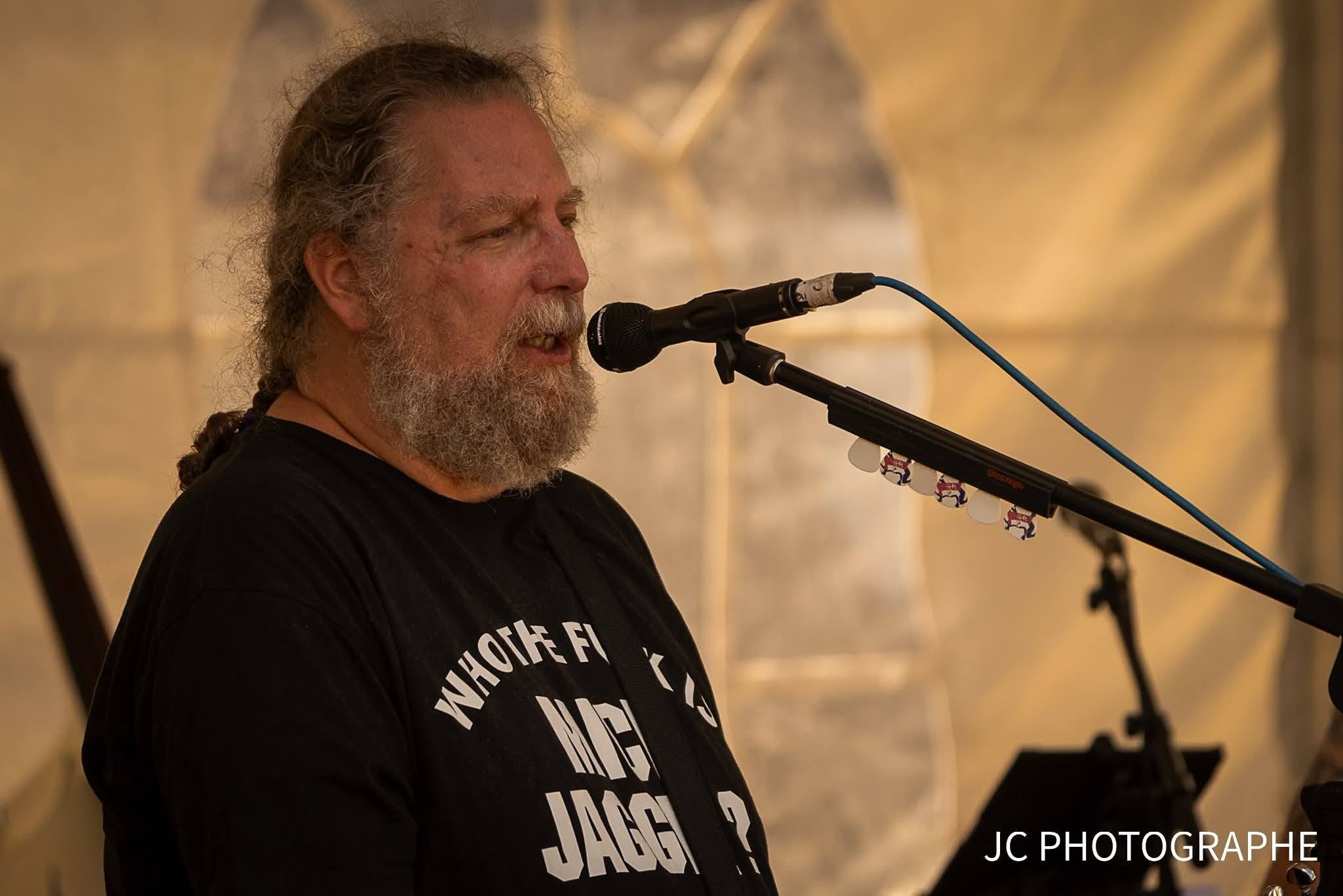 David au chant au Festival Thomas'Ranch